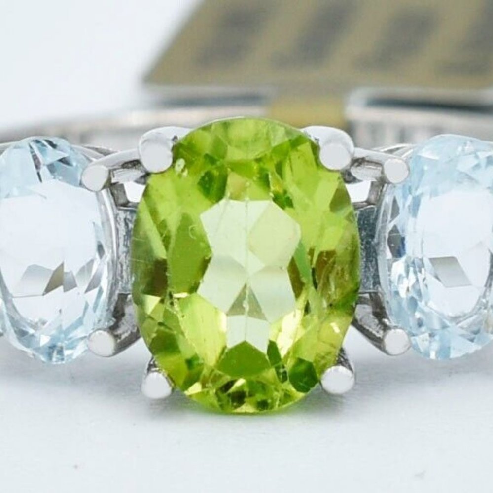 Genuine 1.84 Cts Peridot, Aqua & Diamonds Ring 10k White Gold